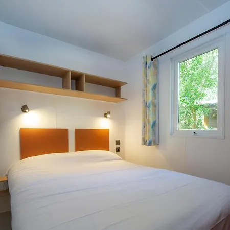 Bleues Domaine De L'agreou Üdülőpark