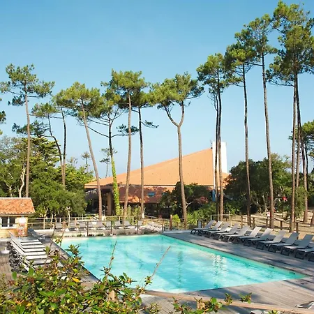 Semesterpark Bleues Domaine De L'agreou 3*