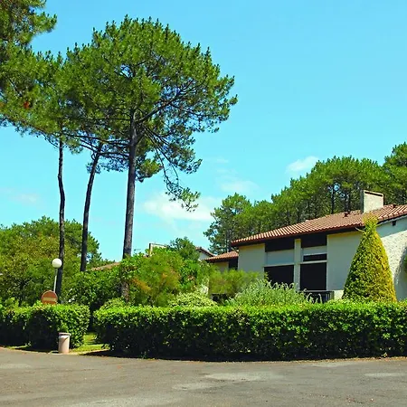 Bleues Domaine De L'agreou פארק נופש סניוס