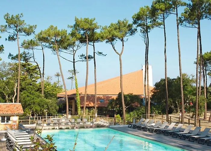 Prázdninový areál Bleues Domaine De L'agreou 3*